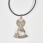 1785&nbsp;2030&nbsp;Halsband med h..